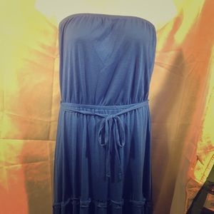 Blue strapless flowing summer dress